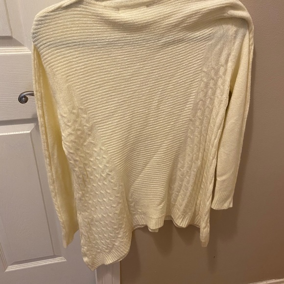 Sweater - Picture 3 of 3